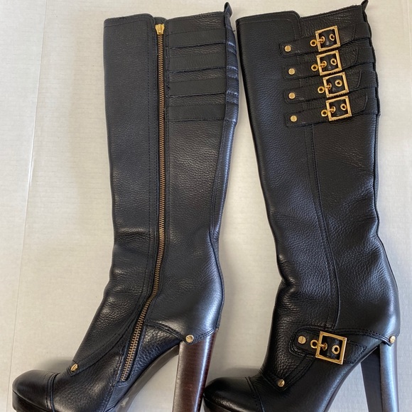 Tory Burch 
FINAL PRICE!!Beautiful Authentic Rare Tory Burch Riding Boots - Picture 6 of 14